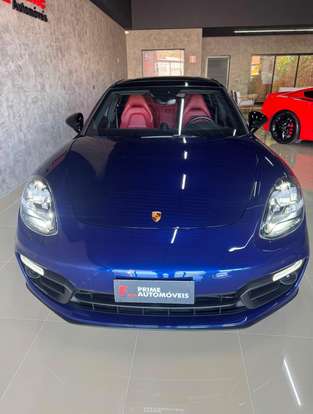 PORSCHE-PANAMERA-2021