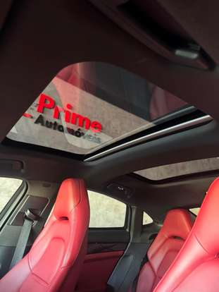 PORSCHE-PANAMERA-2021
