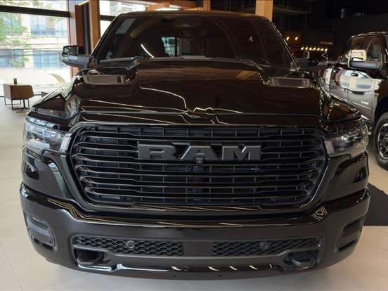 RAM-1500-3.0 HURRICANE 6 BITURBO GASOLINA LARAMIE CD 4X4 AUTOMÁTICO RAM-1500-2025