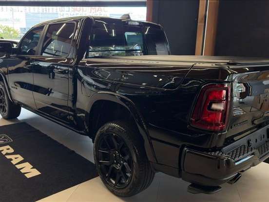 RAM-1500-3.0 HURRICANE 6 BITURBO GASOLINA LARAMIE CD 4X4 AUTOMÁTICO RAM-1500-2025