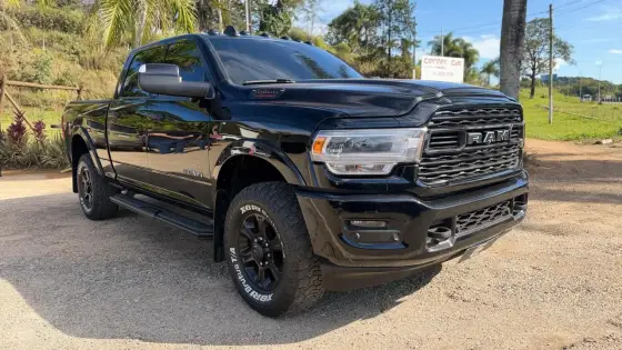 RAM 2500 6.7 I6 TURBO DIESEL LARAMIE CD 4X4 AUTOMÁTICO