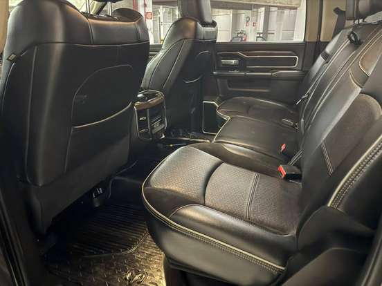 RAM-3500-6.7 I6 TURBO DIESEL LARAMIE CD 4X4 AUTOMÁTICO RAM-3500-2022