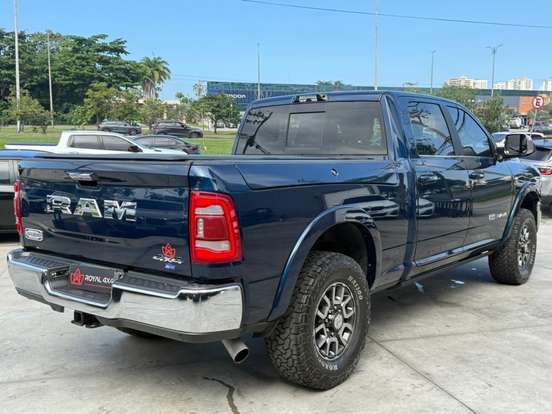 RAM-3500-6.7 I6 TURBO DIESEL LIMITED LONGHORN CD 4X4 AUTOMÁTICO RAM-3500-2022
