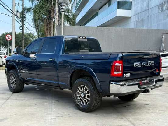 RAM-3500-6.7 I6 TURBO DIESEL LIMITED LONGHORN CD 4X4 AUTOMÁTICO RAM-3500-2022