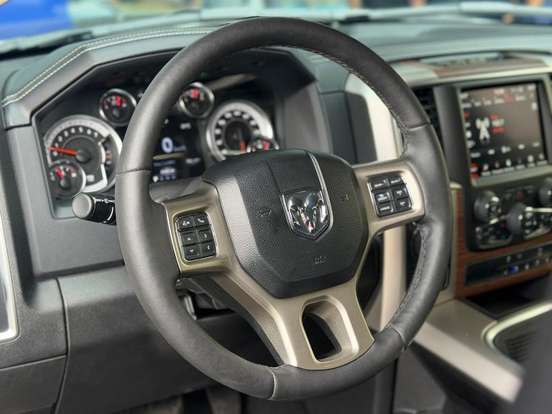 RAM-CLASSIC-5.7 V8 GASOLINA LARAMIE CD 4X4 AUTOMÁTICO RAM-CLASSIC-2022