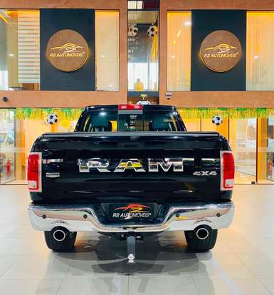 RAM-CLASSIC-5.7 V8 GASOLINA LARAMIE CD 4X4 AUTOMÁTICO RAM-CLASSIC-2023