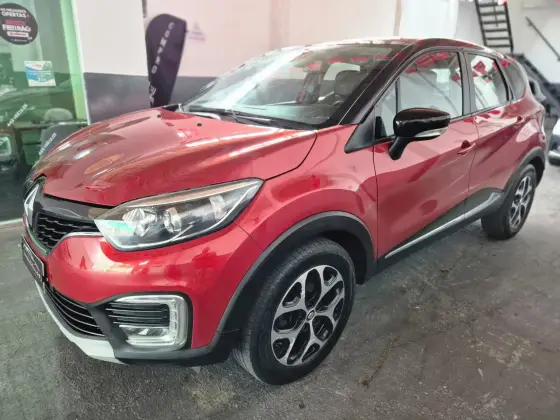 RENAULT CAPTUR 1.6 16V SCE FLEX INTENSE X-TRONIC RENAULT CAPTUR 1.6 16V SCE FLEX INTENSE X-TRONIC