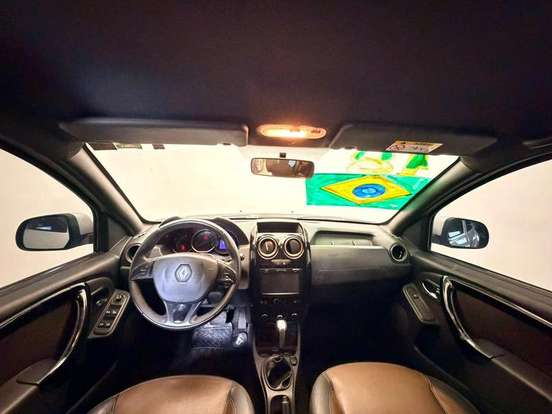 RENAULT-DUSTER-2017