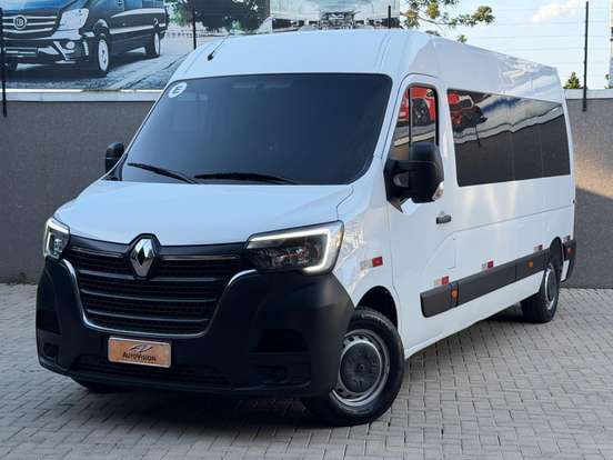 RENAULT-MASTER-2024