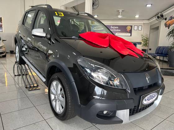 RENAULT SANDERO 1.6 STEPWAY 16V FLEX 4P AUTOMÁTICO