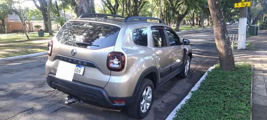 RENAULT-DUSTER-2021