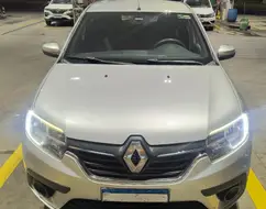 RENAULT SANDERO 1.0 12V SCE FLEX LIFE MANUAL RENAULT SANDERO 1.0 12V SCE FLEX LIFE MANUAL