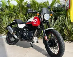 ROYAL ENFIELD SCRAM 411 ROYAL ENFIELD SCRAM 411