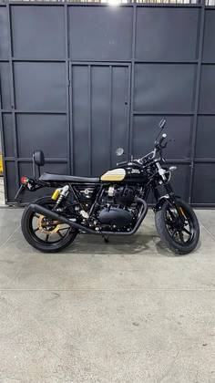 ROYAL ENFIELD INTERCEPTOR 