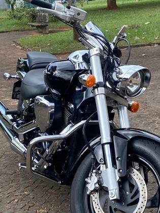 SUZUKI BOULEVARD M800 