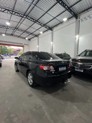 TOYOTA COROLLA 1.8 GLI 16V FLEX 4P AUTOMÁTICO