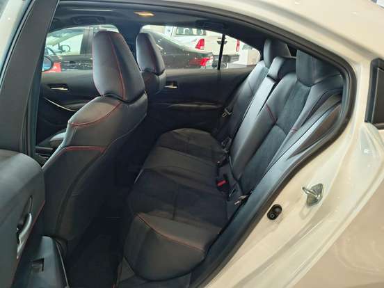 TOYOTA-COROLLA-2026