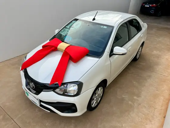 TOYOTA ETIOS 1.5 X SEDAN 16V FLEX 4P AUTOMÁTICO TOYOTA ETIOS 1.5 X SEDAN 16V FLEX 4P AUTOMÁTICO