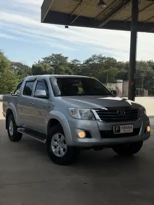 TOYOTA-HILUX-2012
