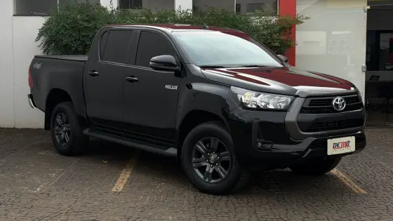TOYOTA HILUX 2.8 D-4D TURBO DIESEL CD SR 4X4 AUTOMÁTICO TOYOTA HILUX 2.8 D-4D TURBO DIESEL CD SR 4X4 AUTOMÁTICO