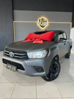 TOYOTA HILUX 2.8 STD 4X4 CD 16V DIESEL 4P MANUAL