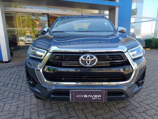 TOYOTA-HILUX-2024
