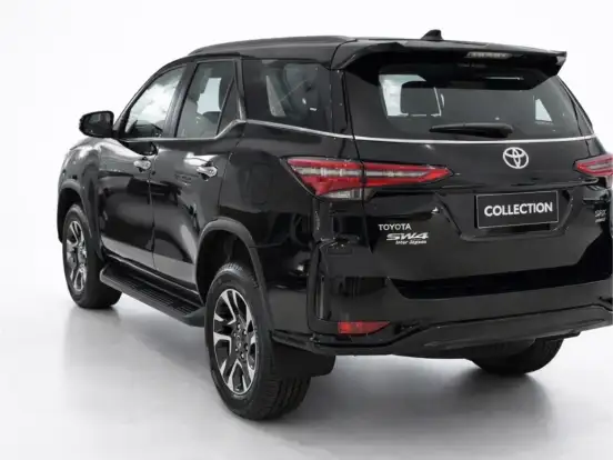 TOYOTA-HILUX SW4-2.8 D-4D TURBO DIESEL SRX PLATINUM 7L 4X4 AUTOMÁTICO TOYOTA-HILUX SW4-2025