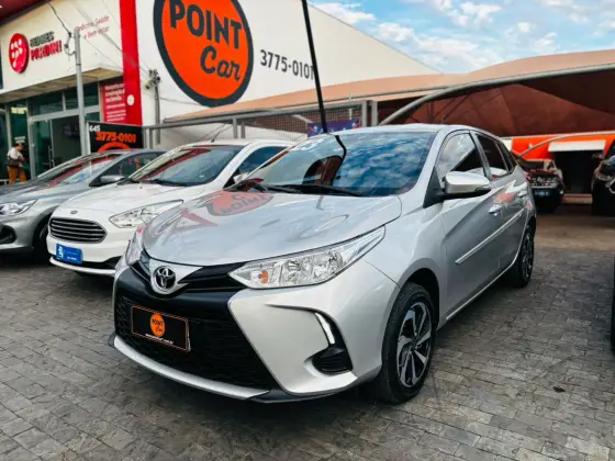 TOYOTA YARIS 1.5 16V FLEX XL MULTIDRIVE TOYOTA YARIS 1.5 16V FLEX XL MULTIDRIVE