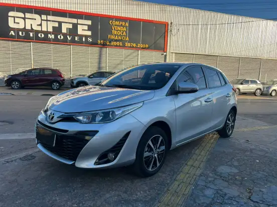 TOYOTA-YARIS-2018