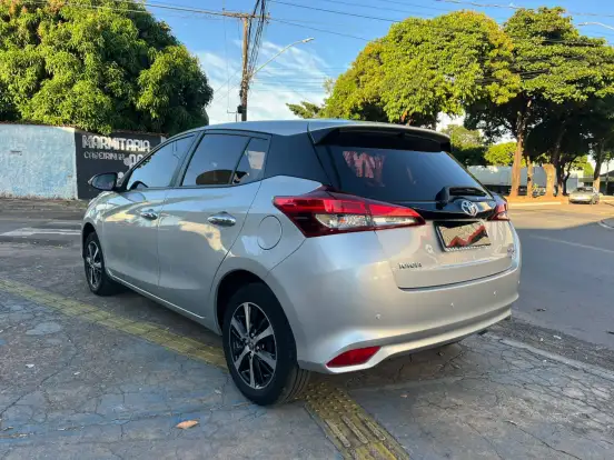 TOYOTA-YARIS-1.5 16V FLEX XLS MULTIDRIVE TOYOTA-YARIS-2018