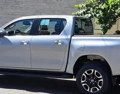 TOYOTA HILUX 2.8 D-4D TURBO DIESEL CD SRX 4X4 AUTOMÁTICO TOYOTA HILUX 2.8 D-4D TURBO DIESEL CD SRX 4X4 AUTOMÁTICO