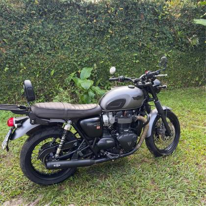 TRIUMPH BONNEVILLE T120 BLACK 1200 
