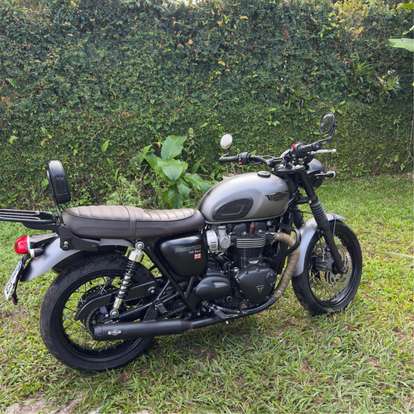 TRIUMPH-BONNEVILLE T120 BLACK 1200-2017