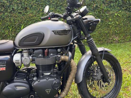 TRIUMPH-BONNEVILLE T120 BLACK 1200 TRIUMPH-BONNEVILLE T120 BLACK 1200-2017