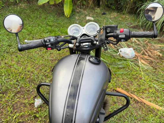TRIUMPH-BONNEVILLE T120 BLACK 1200 TRIUMPH-BONNEVILLE T120 BLACK 1200-2017