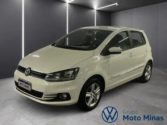 VOLKSWAGEN FOX 1.6 MSI HIGHLINE 16V FLEX 4P MANUAL VOLKSWAGEN FOX 1.6 MSI HIGHLINE 16V FLEX 4P MANUAL