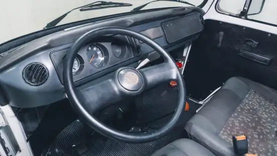 VOLKSWAGEN-KOMBI-1997