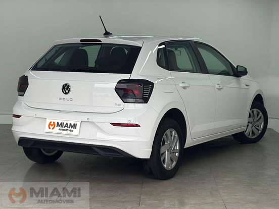 VOLKSWAGEN-POLO-2024
