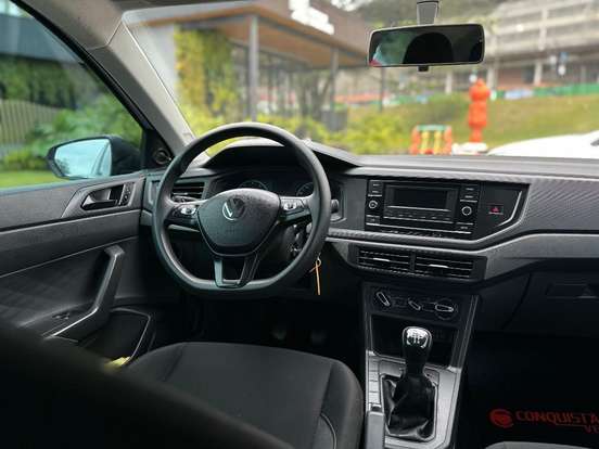 VOLKSWAGEN-POLO-2024