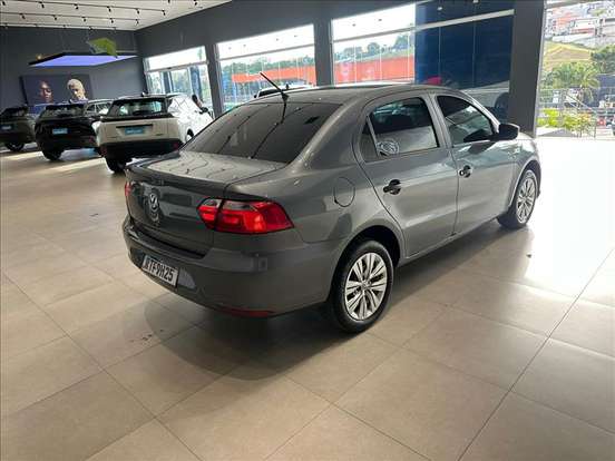 VOLKSWAGEN-VOYAGE-2021
