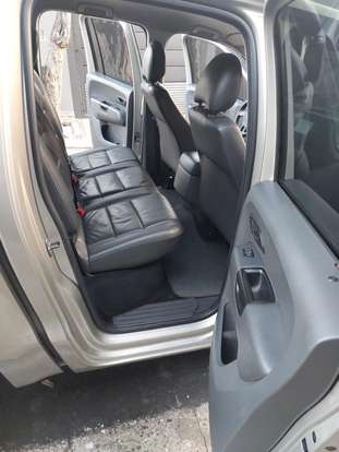 VOLKSWAGEN-AMAROK-2014
