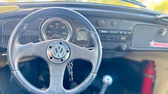 VOLKSWAGEN-FUSCA-1981