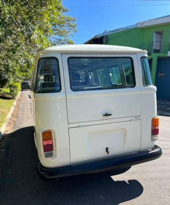 VOLKSWAGEN-KOMBI-1994