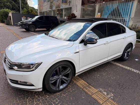 VOLKSWAGEN PASSAT 2.0 16V TSI BLUEMOTION GASOLINA HIGHLINE 4P DSG