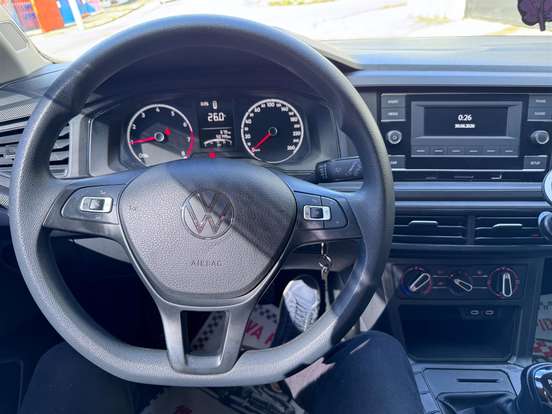 VOLKSWAGEN-POLO-2024