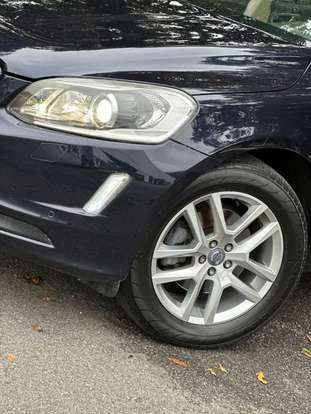 VOLVO-XC60-2016