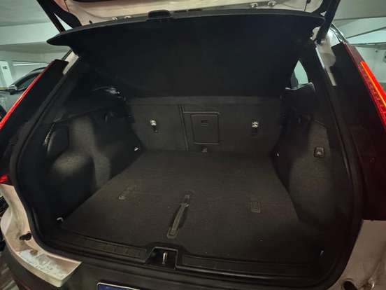 VOLVO-XC40-P8 RECHARGE TWIN ELECTRIC ULTIMATE AWD VOLVO-XC40-2023