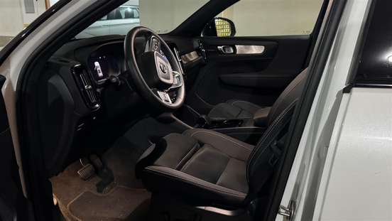 VOLVO-XC40-P8 RECHARGE TWIN ELECTRIC ULTIMATE AWD VOLVO-XC40-2023