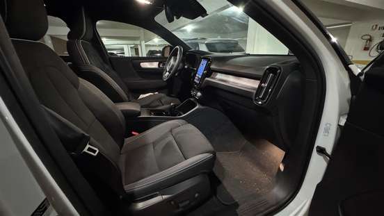 VOLVO-XC40-P8 RECHARGE TWIN ELECTRIC ULTIMATE AWD VOLVO-XC40-2023