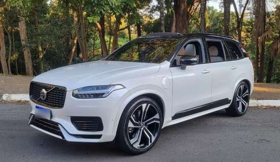 VOLVO-XC90-2024